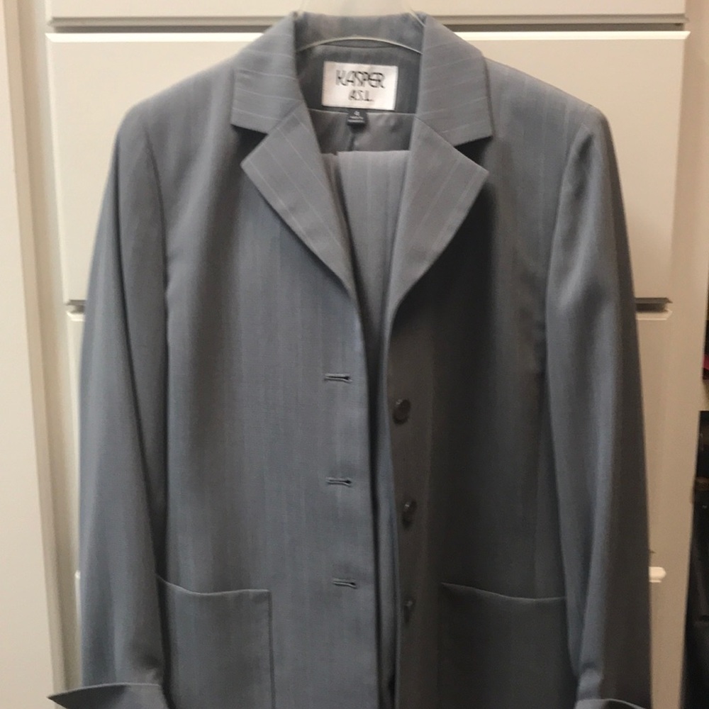 Stunning Kasper ASL pant suit. BNWT